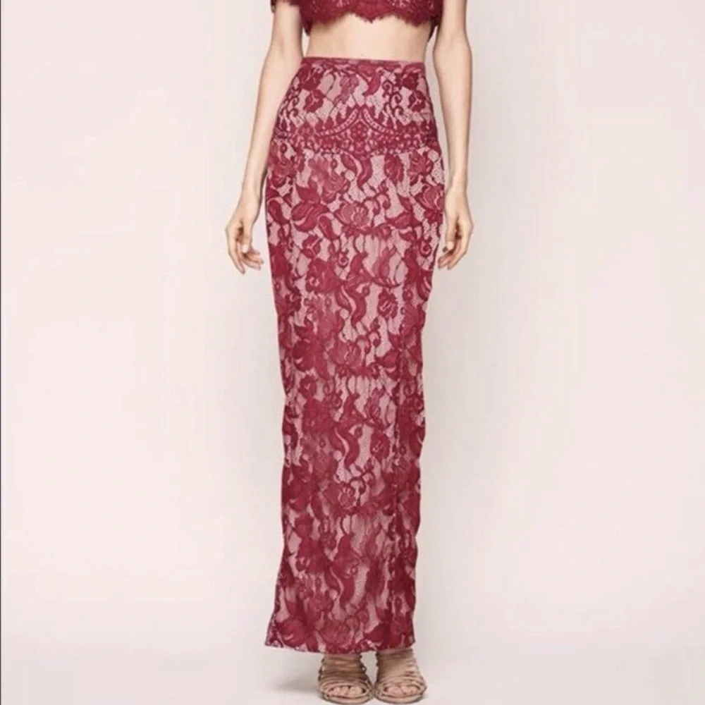 The Jetset Diaries Elegant Burgundy Lace Maxi Skirt - Picture 3 of 3